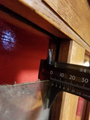 ガラス厚み確認