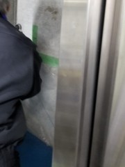 施工中(振動ドリル)