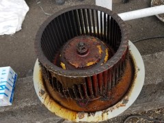 ファンモーター取外し