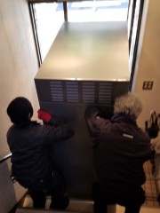 搬入中_階段上げ