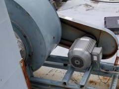 Vベルト交換②