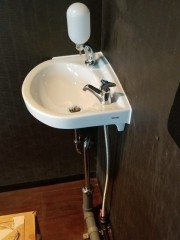 トイレ用手洗器 設置