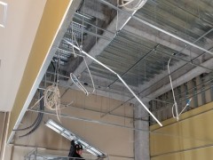 天井解体完了-2